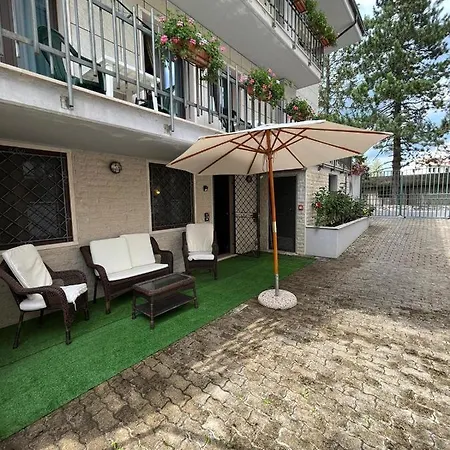 Petite Apartment